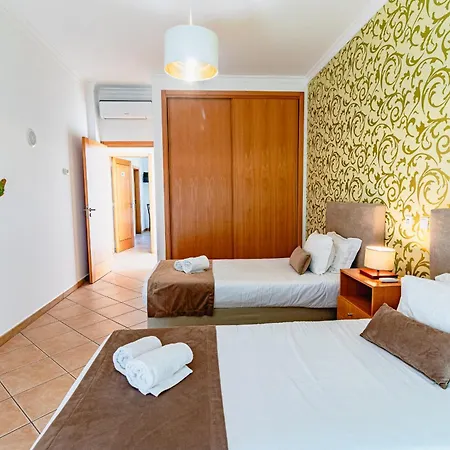 빌라 Belchior By Algarve Holidays 파로